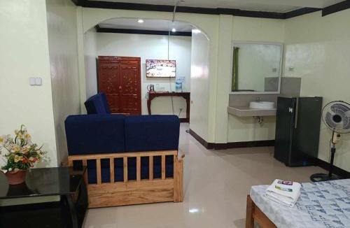 Guindulman Bed & Breakfast | Balai Mariacaria Pension House