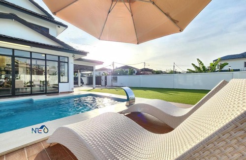 Johor Bahru Villa | Bali Style Pool Villa at Delima near JB Mount Austin by NEO