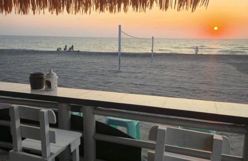 Bacnotan Villa | Baroro, Private Beach villa with pool