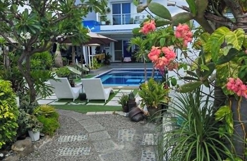 Bacnotan Villa | Baroro, Private Beach villa with pool