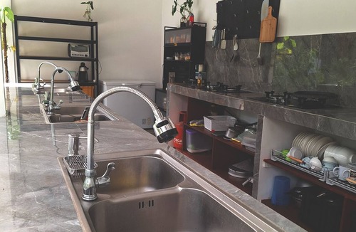 Santa Fe Hotel | Basilia Guest House - Cozy 1BDR with Bathroom