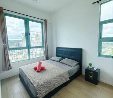 Likas Apartment | Bay Suites Home by Sea海的家 1018