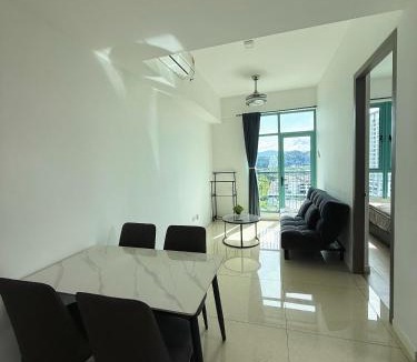 Likas Apartment | Bay Suites Home by Sea海的家 1018