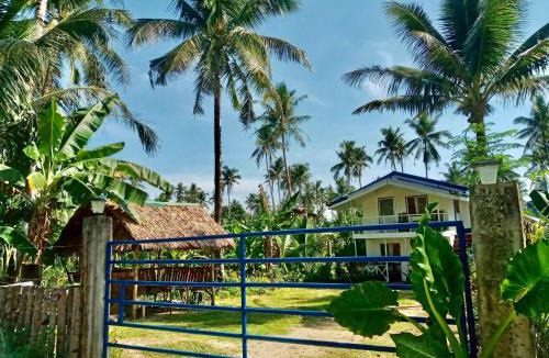 Pilar Bed & Breakfast | Bayay ni Nanay Bed & Breakfast in Magpupungko Beach Road