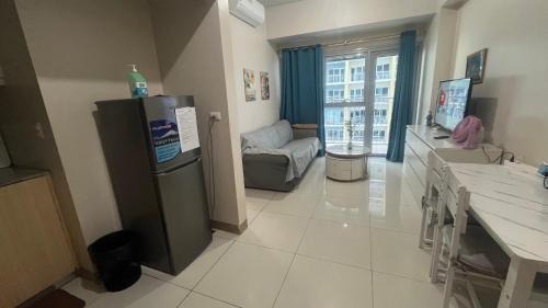 Tambo Apartment | Bayshore 2 SEAview WIFI&TV near NAIA&MOA Okada Complex