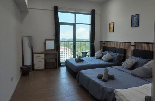 Likas Apartment | Baysuites Likas 7Pax City Views L 21 near kk town