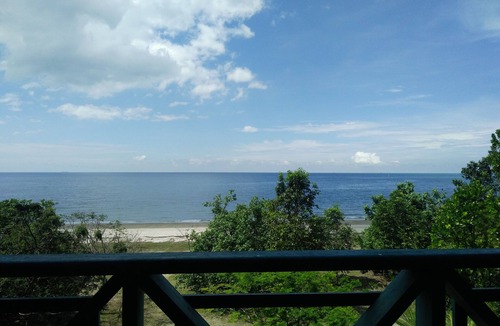 Si Rusa Apartment | Bayu Beach Apartment PD