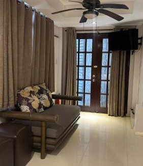 Balabag Apartment | Beach Apartment Studio with Kitchen