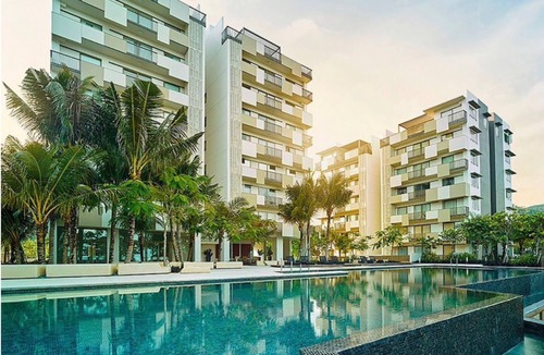 Batu Ferringhi Apartment | Beach front 2 Bedroom Apartment with Seaview