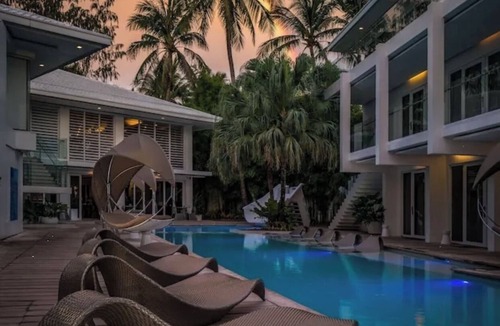 Boracay Island House | Beach front hotel