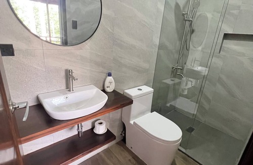 Ginatilan Resort | Beach villa with 5 bedrooms and AC in center of Ginatilan, South Cebu