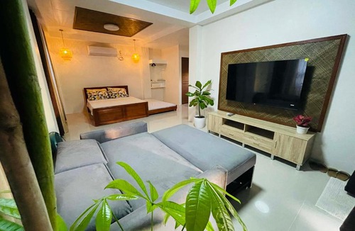 Santa Lucia House | Beachfront Studio with Cozy and Spacious Balcony