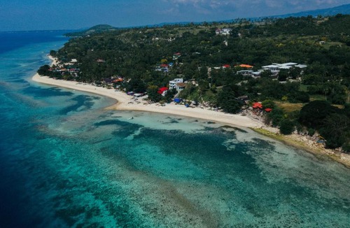 Lambug Villa | Beachfront Villa with Private Pool on 1,5 km Lambug Beach, Kawasan Falls 10 Min, Badian Moalboal - The Verge Cebu