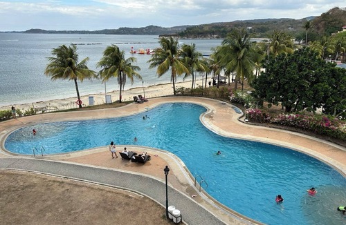 Nasugbu Apartment | Beachside Sunset Oasis @ Canyon Cove