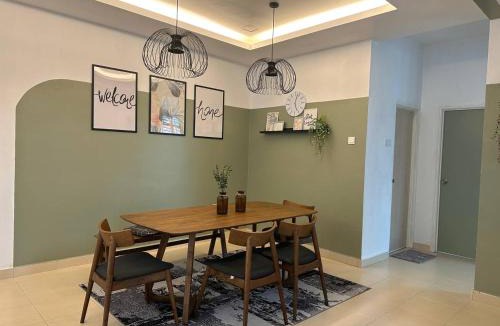 Kuantan House | Beautiful 4BR Villa Private Pool