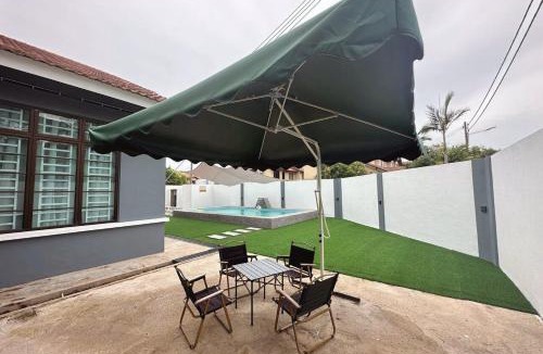 Kuantan House | Beautiful 4BR Villa Private Pool