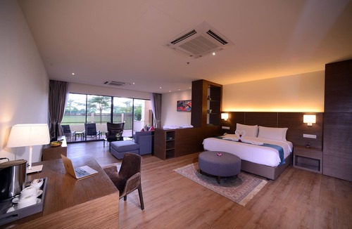 Kuah Hotel | Bella Vista Waterfront Resort