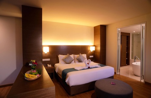 Kuah Hotel | Bella Vista Waterfront Resort