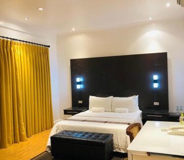 Paoay Hotel | Bellagio Hills Hotel and Restaurant