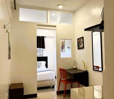 Guadalupe Nuevo Hotel | BGC Suites Uptown