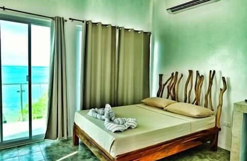 Bolinao Hotel | Birdland Beach Club