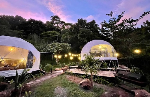 Tanay Villa | Blackwood Nature Villa with Pool and Trail