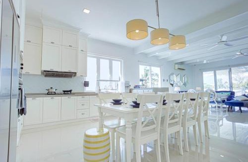 Si Rusa Villa | BLUEHOUSE Port Dickson The Waves Beach Villa
