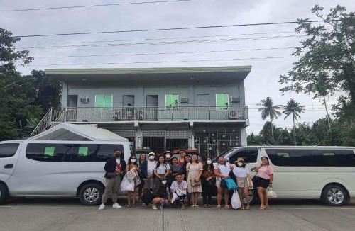 Dauis House | Bohol Transient Lruy near Panglao