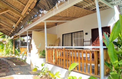 General Luna House | Bom Dia Siargao Villas