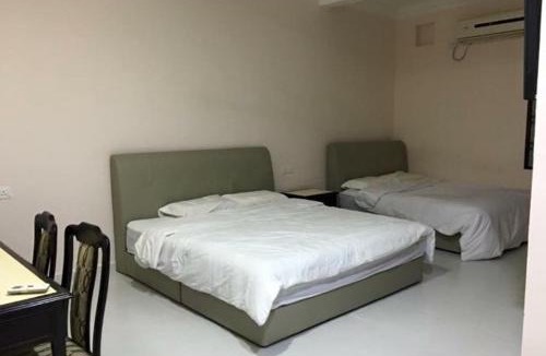 Kluang House | Bonsai Homestay Kluang - Meranti
