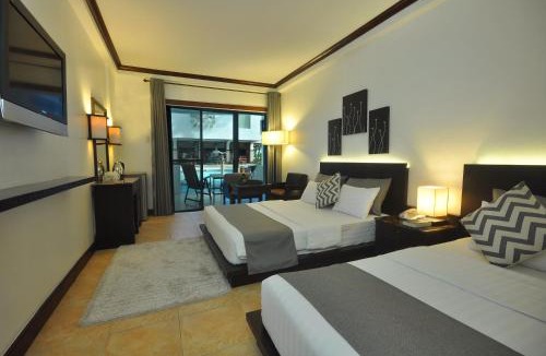 Manoc-Manoc Resort | Boracay Ocean Club Beach Resort