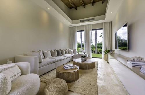 Los Lagos Villa | Brand New 6 Bedroom Villa w/Chef included! Steps from the Beach!