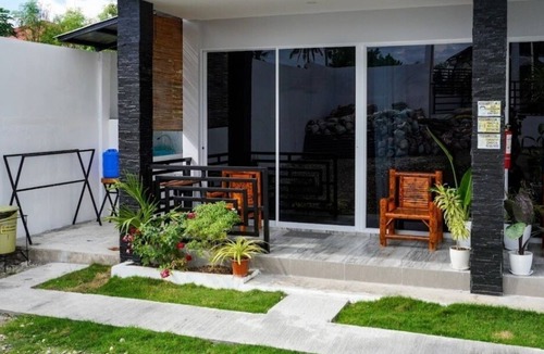 Moalboal House | Brand new fully furnished Deluxe Room