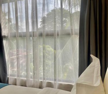 Tanauan City Hotel | Bravo Tanauan Hotel