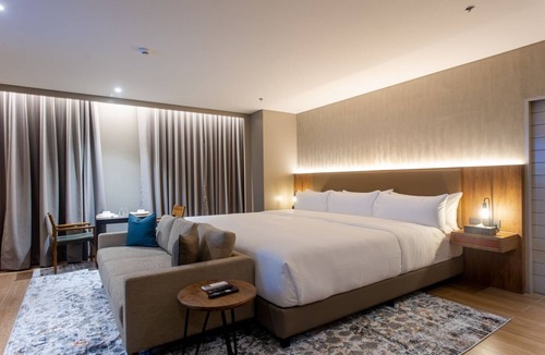 Bacoor City Hotel | Brittany Hotel Villar City
