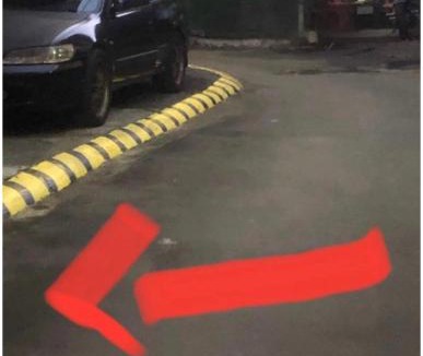 Quezon City House | Budget Staycation JOHNFONZ Building Aircondition Room