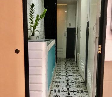 Pio del Pilar Apartment | Budget Transient Capsule Room Makati near Ayala and Buendia