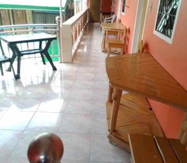 Puerto Galera Hostel | Buena Lynnes Annex Lodge