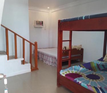Pagudpud Hotel | Buena Vistas Travellers Inn Hilside