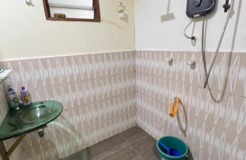 Ayer Molek House | Bukit Tenang Homestay Melaka 3 Bedrooms 2 Bathrooms