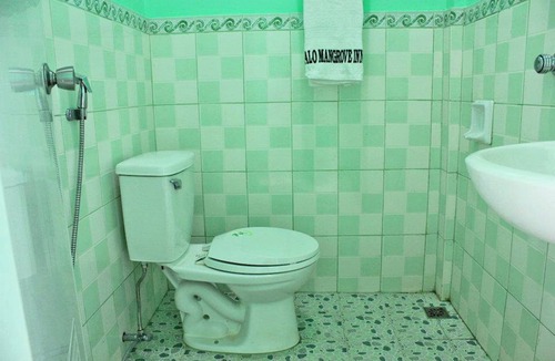 Calapan House | Bulalo Mangrove Inn
