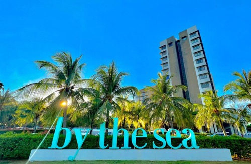 Batu Ferringhi Apartment | By The Sea, Penang