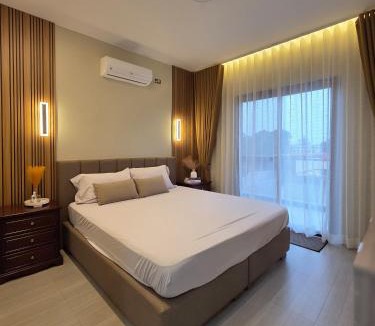 Angeles City Villa | C Urban Villas 1 - Exclusive Villa with Pool in Clark