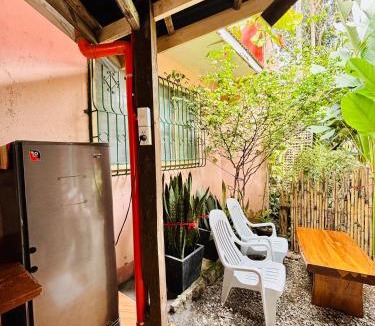 Lobo House | Cabin B in Bigang Munti