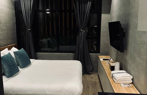 Legazpi Hotel | Caldwell Boutique Hotel