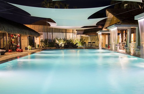 Pansol House | California Beach Villa2