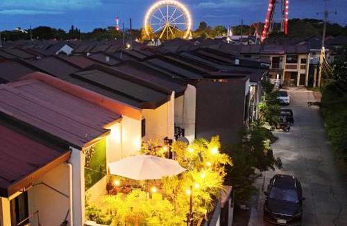 Balibago House | Calm House near Enchanted Kingdom Sta Rosa with Free Parking, Wifi, Netflix
