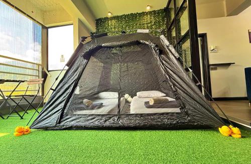 Genting Highlands Apartment | Camp in Style with Indoor Balcony Adventures at Genting