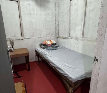 Tigaon House | Camp Mightor Lodging-House