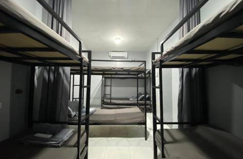 Virac House | Can accommodate up to 10 guest near Virac Airport